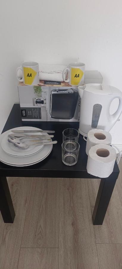 Free Car Park And Walk To Coop, Etihad , Piccadilly Manchester Eksteriør billede